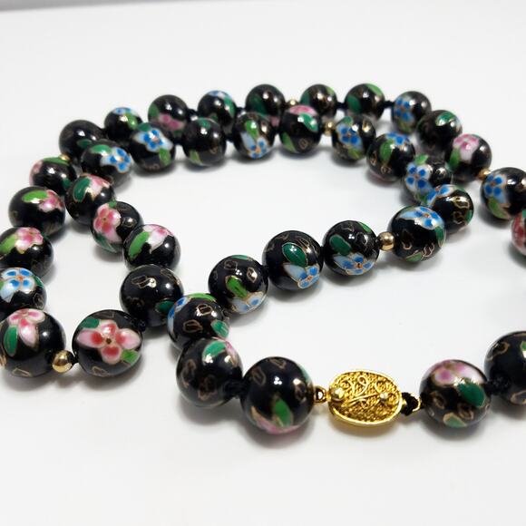 Vintage Chinese Hand Knotted Beaded Necklace, Imported 1960s - Picture 4 of 10